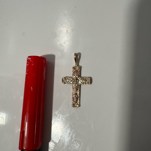 Gold - Picture 4 of 4